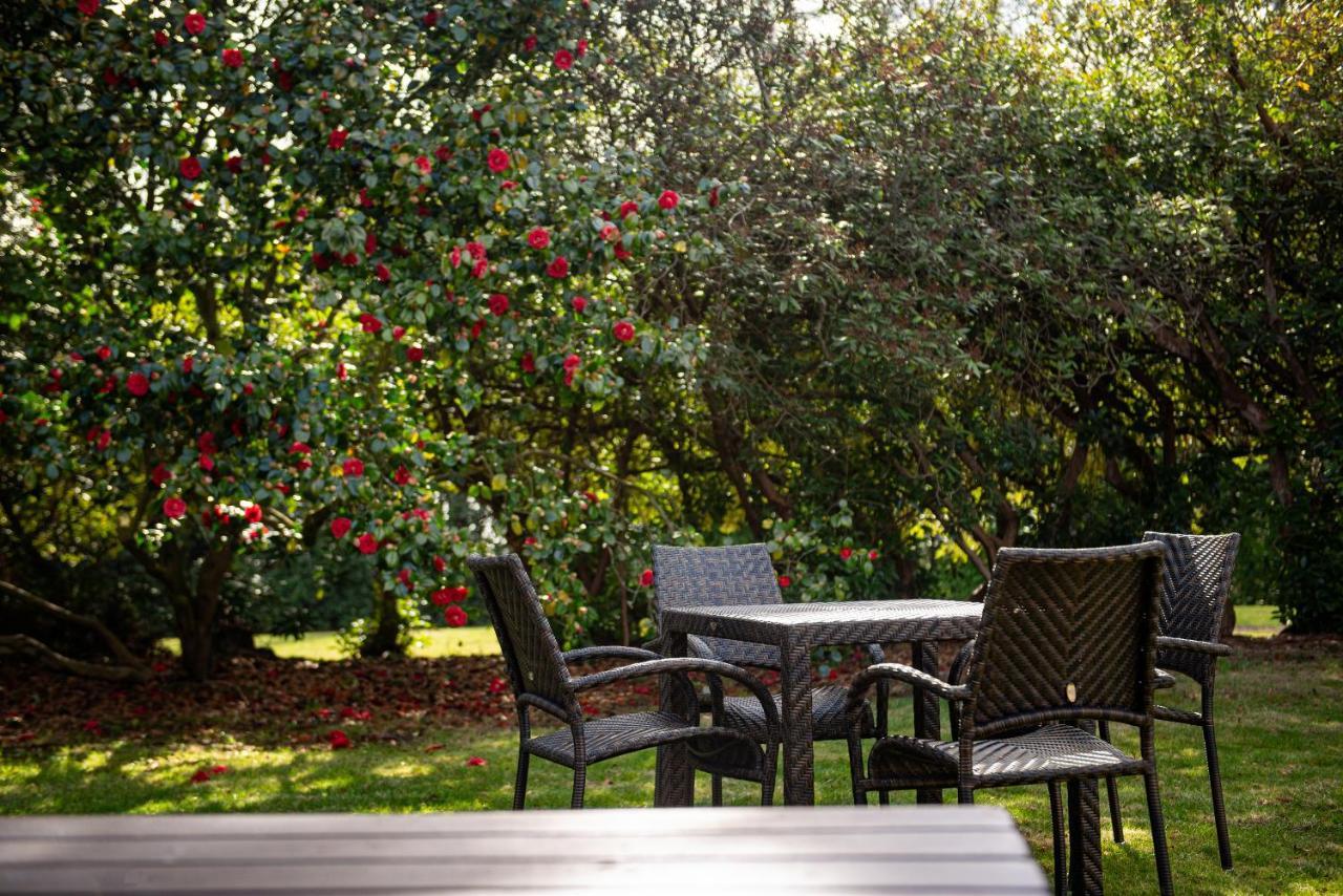 Copthorne Effingham Gatwick Hotel Dış mekan fotoğraf