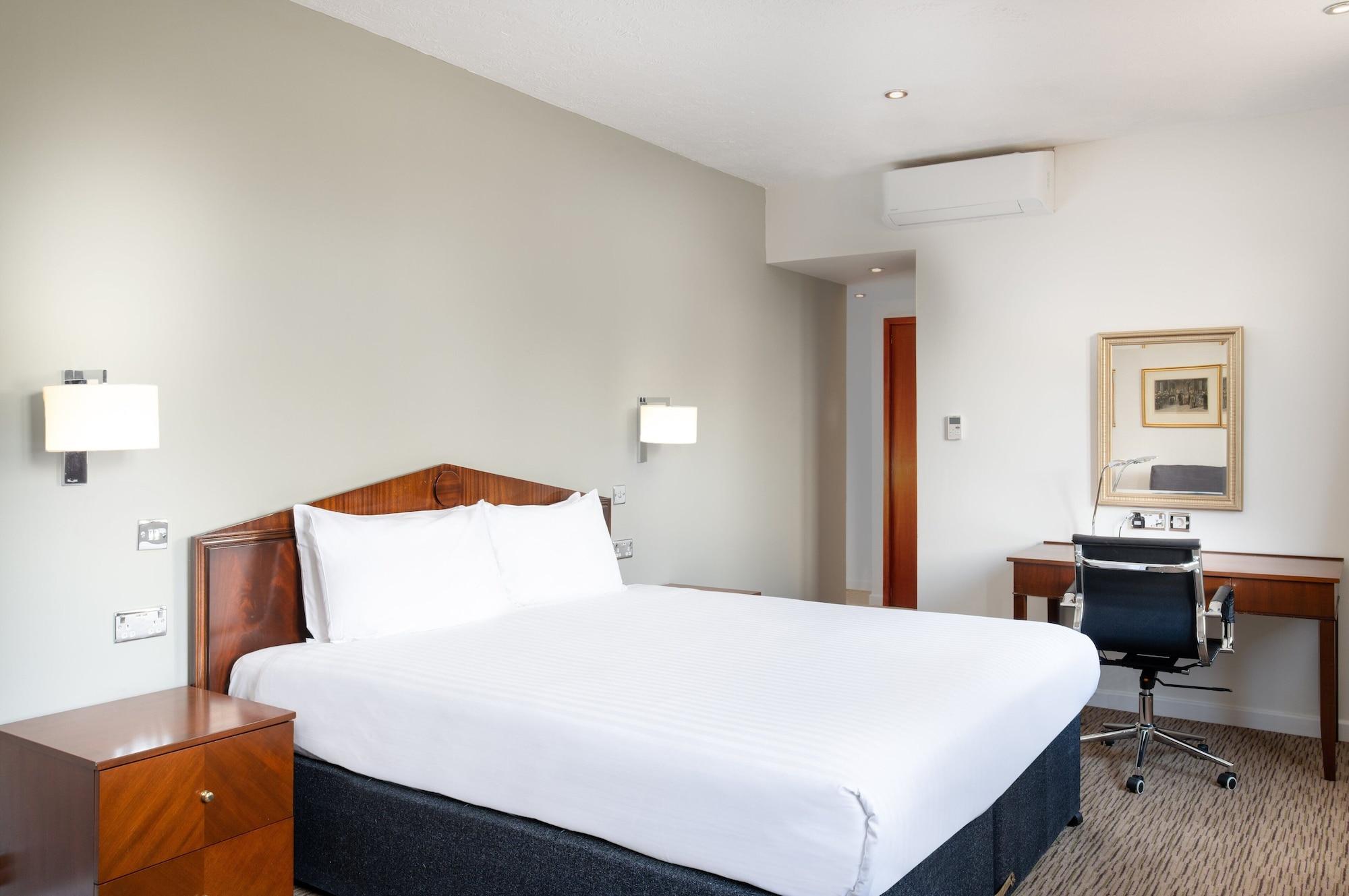 Copthorne Effingham Gatwick Hotel Dış mekan fotoğraf