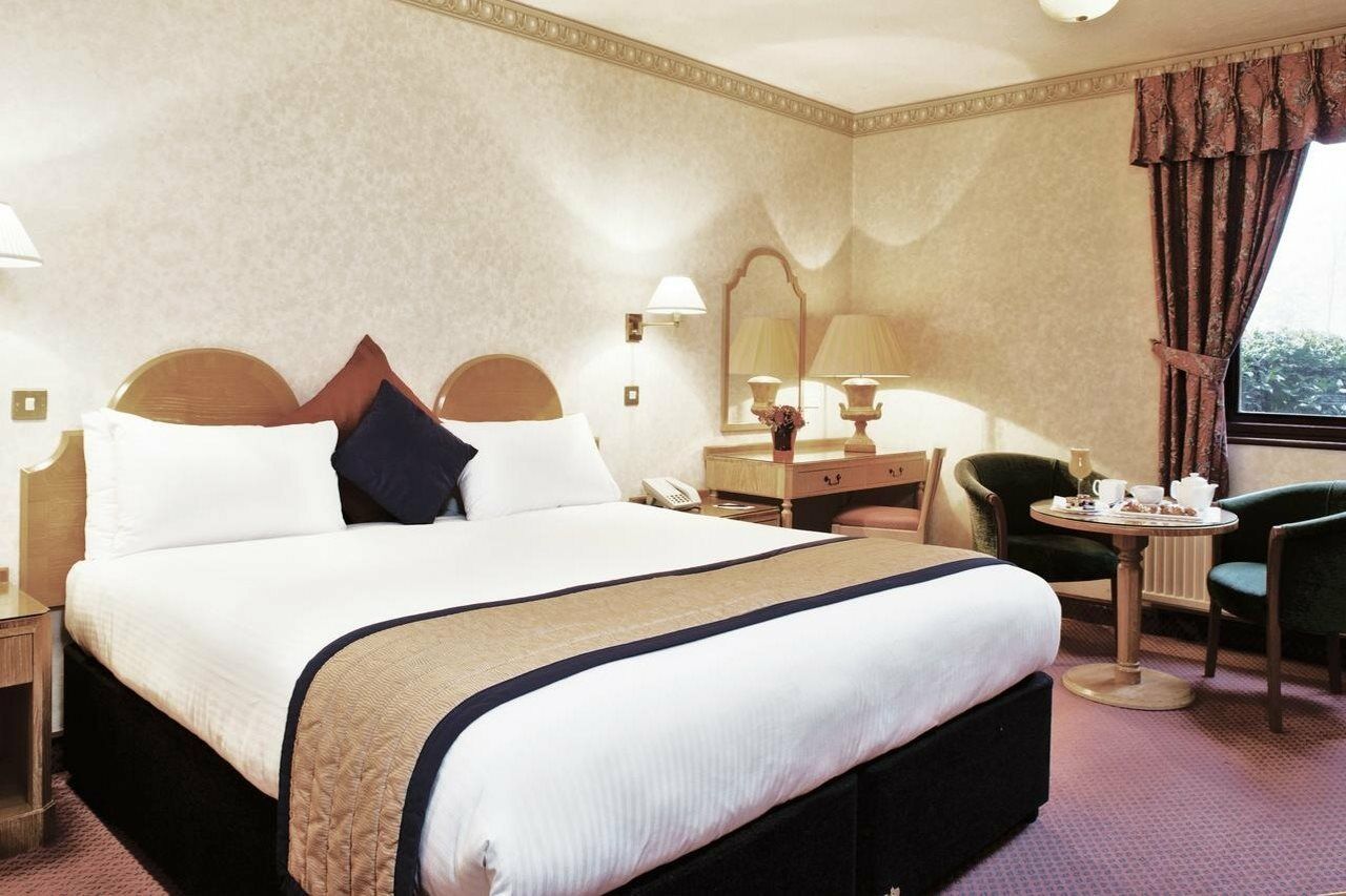 Copthorne Effingham Gatwick Hotel Dış mekan fotoğraf